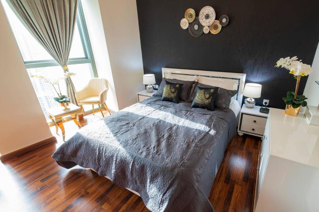 First Class 3Br With Full Burj Khalifa And Fountain View Dubai Dış mekan fotoğraf